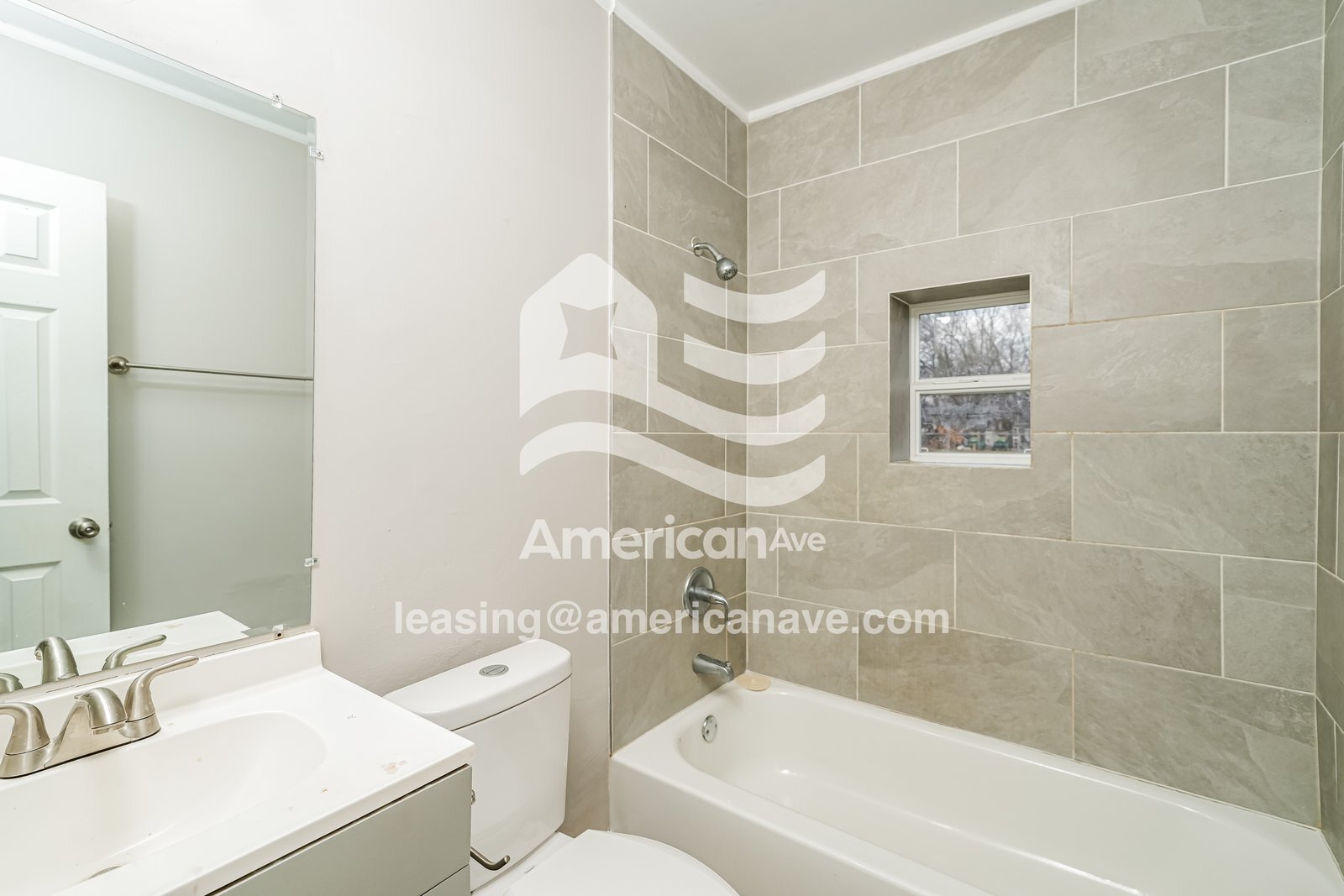 Building Photo - 1531 N Indianapolis Ave