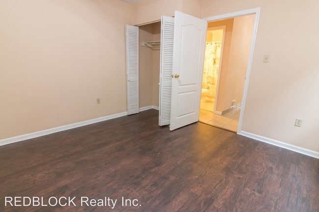 Building Photo - 4831 Longshore Ave