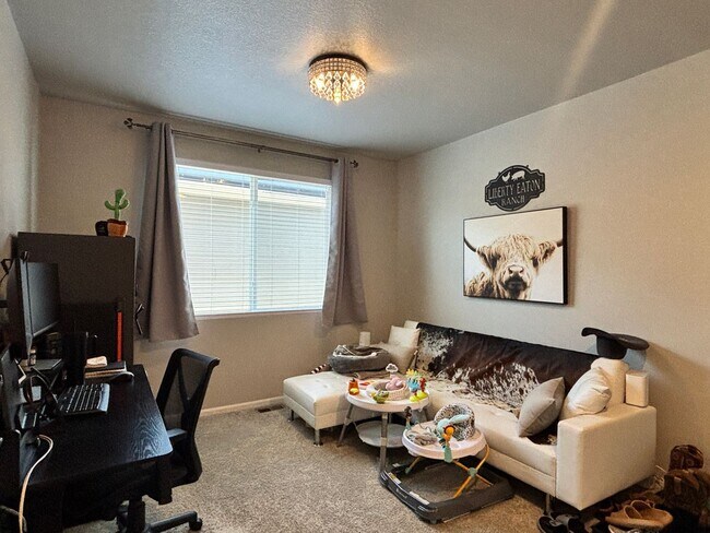 Building Photo - Modern Living with Solar Savings: Spacious...