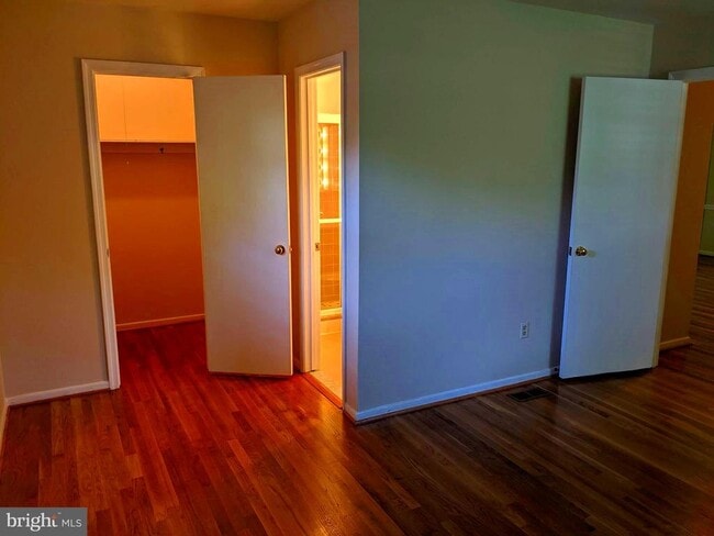 Building Photo - 8702 Thunderbird Ct