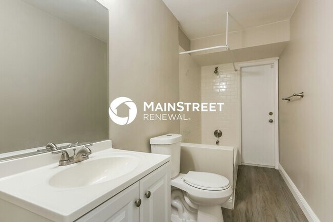 Building Photo - 3 Bedroom Pet-Friendly Home in Sunrise, FL with Main Street Renewal