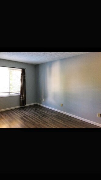 Bedroom A - 1350 S College Mall Rd