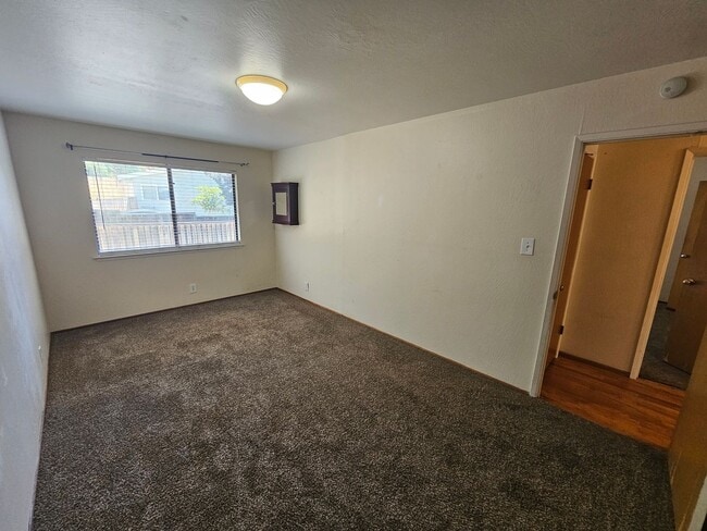 Building Photo - Charming Castro Valley Retreat with 2-Car ...