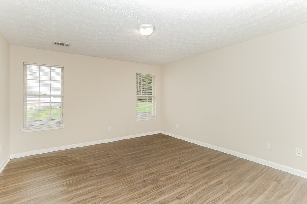 Building Photo - 7011 Setters Way