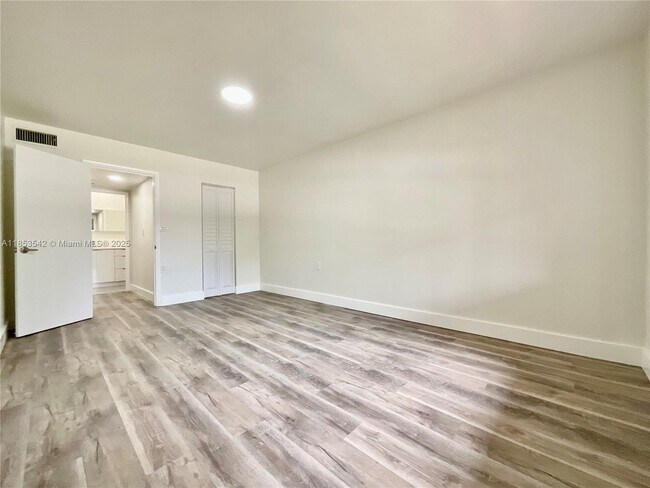 Building Photo - 11281 SW 88th St