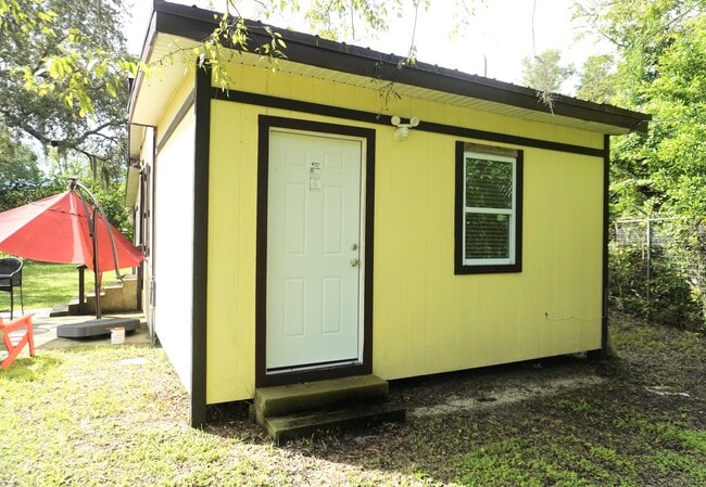 Building Photo - 1420 Carol Lee St
