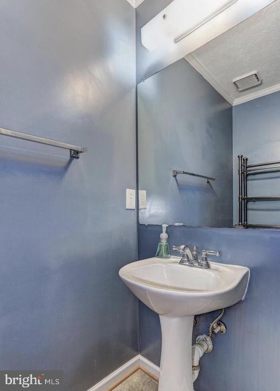 Building Photo - 307 Stafford Mews Ln