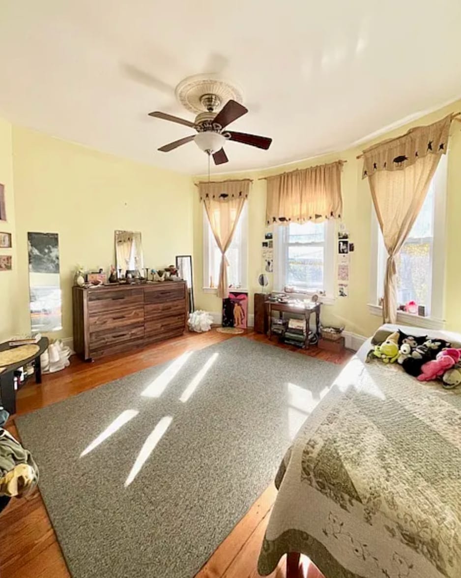 Building Photo - 83 Wensley St