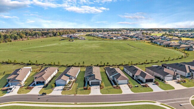 Building Photo - 5543 SW 85th Ave Rd