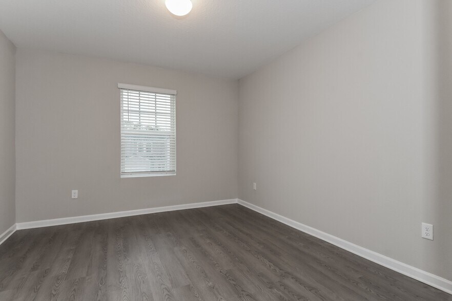 Building Photo - 12713 Camden Rd