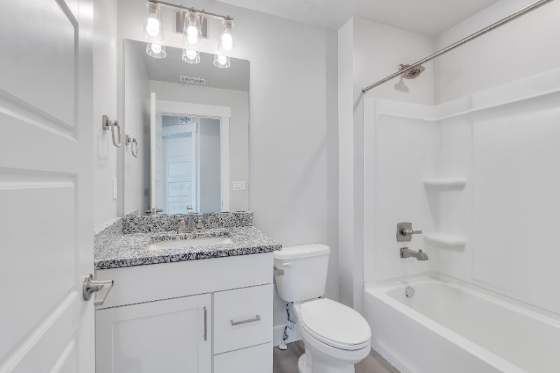 Building Photo - 39 Baker Spg Cv