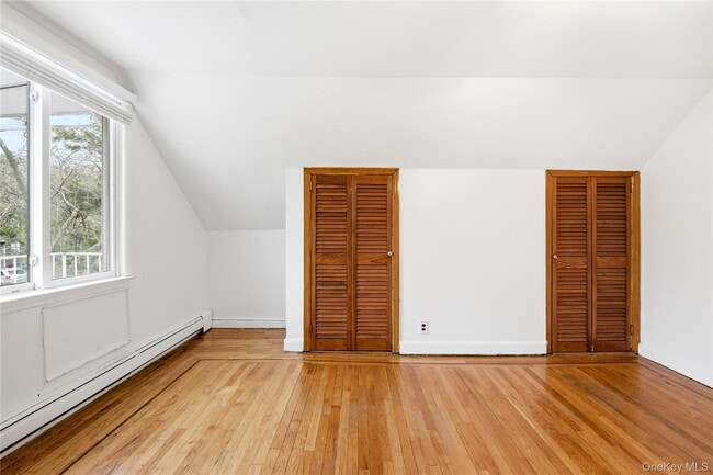 Building Photo - 1-12 Walnut St