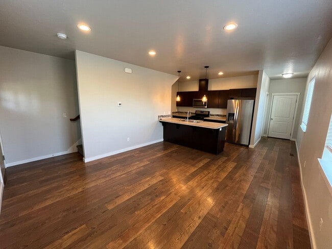 Building Photo - 63159 de Haviland St