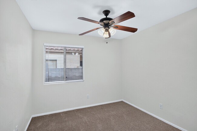 Building Photo - 8998 E Laurie Ann Dr