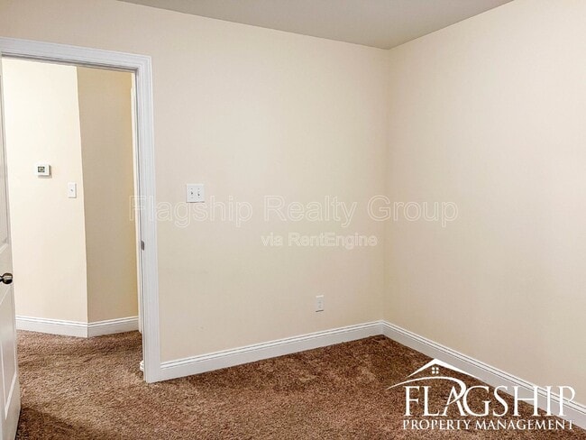 Building Photo - 118 Quail Hollow Dr