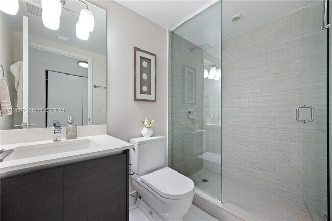 Building Photo - 300 Sunny Isles Blvd