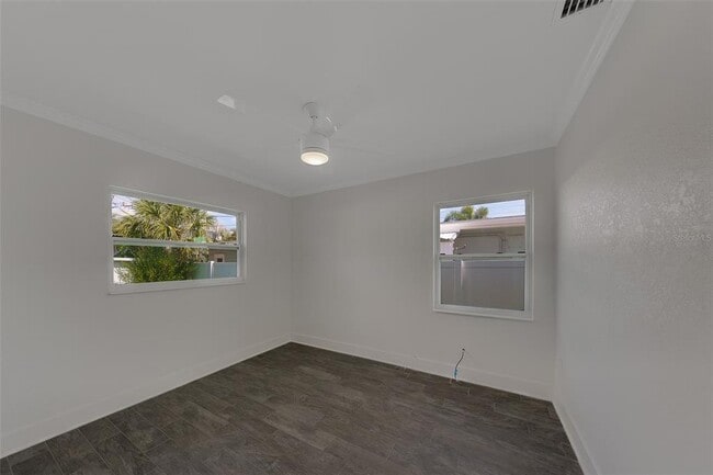 Building Photo - 315 82nd Ave