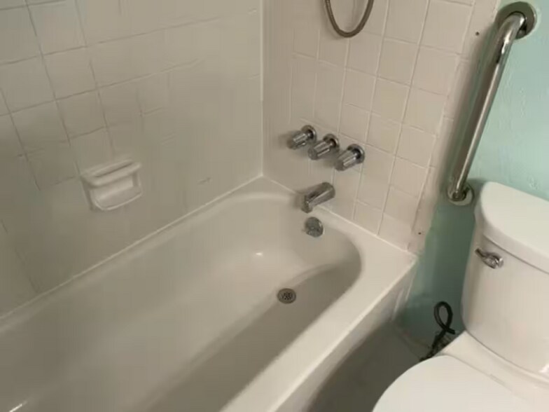 Building Photo - 1500 Virginia Ave