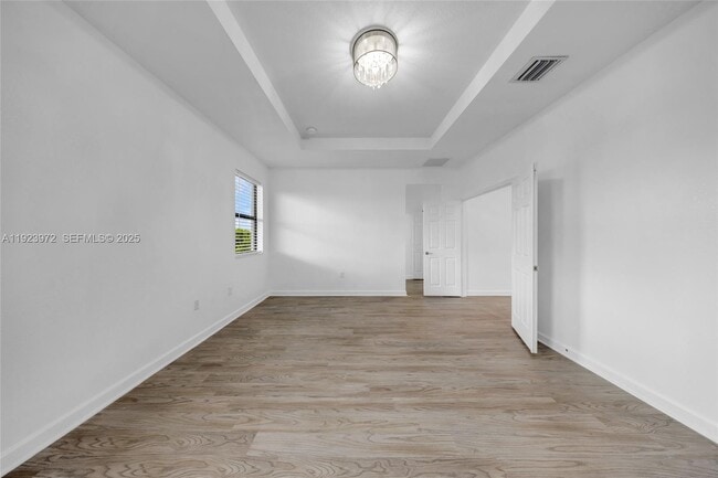 Building Photo - 268 NE 210th Way