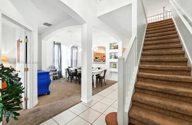 Building Photo - 8520 Sunrise Key Dr
