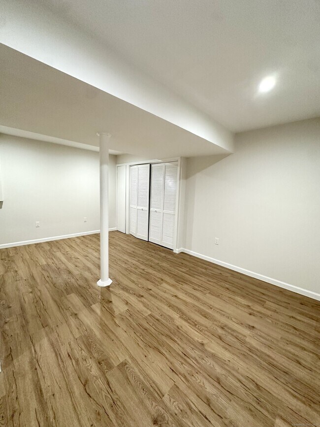 Building Photo - 26 Fawn Ridge Ln