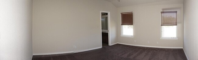 Building Photo - 6500 Castle Gap Dr