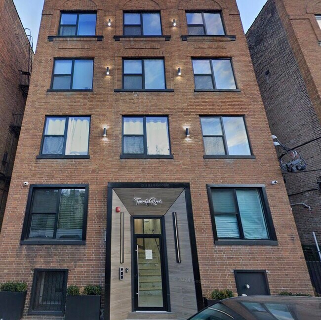 Primary Photo - 20 Reed St