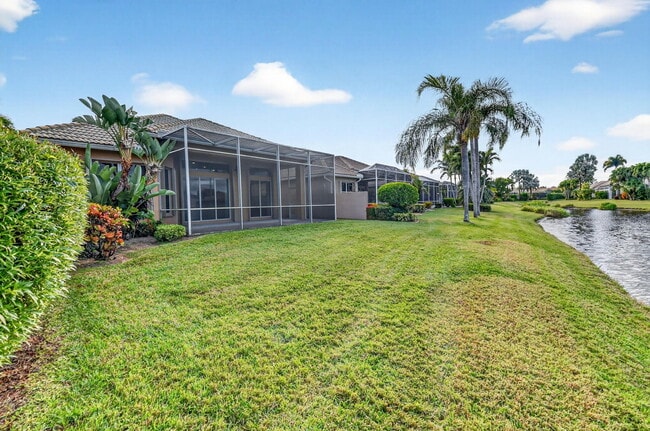 Building Photo - 7145 Veneto Dr