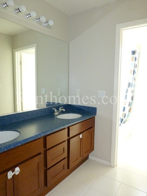 Building Photo - 10527 Stony Ridge Way