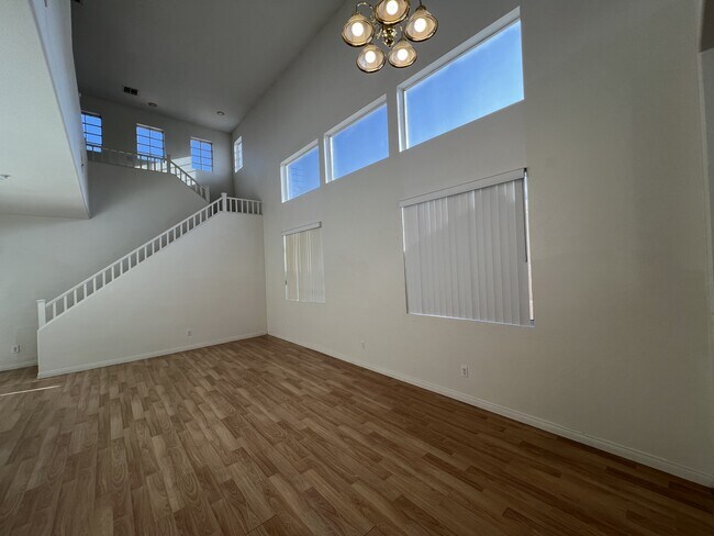 Building Photo - 2697 Hillgrass Rd