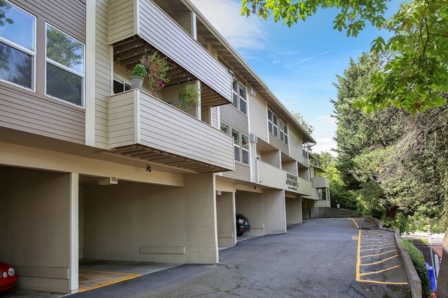 Building Photo - Portland Ironwood