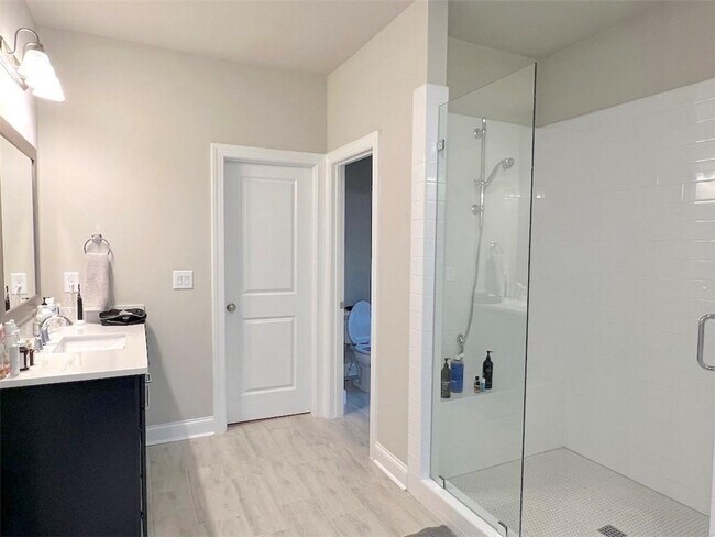 Building Photo - 3864 Light Farms Wy