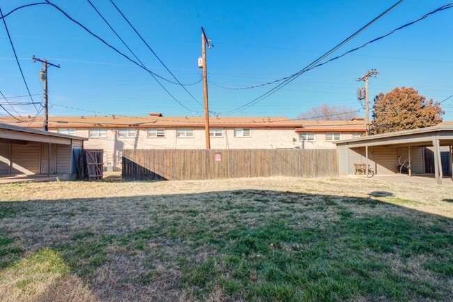 Building Photo - 2404 46th St