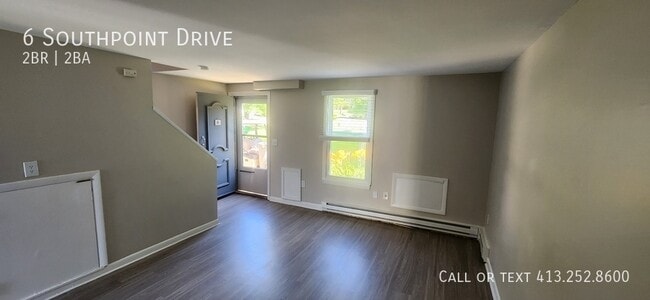 Building Photo - 6 Southpoint Dr