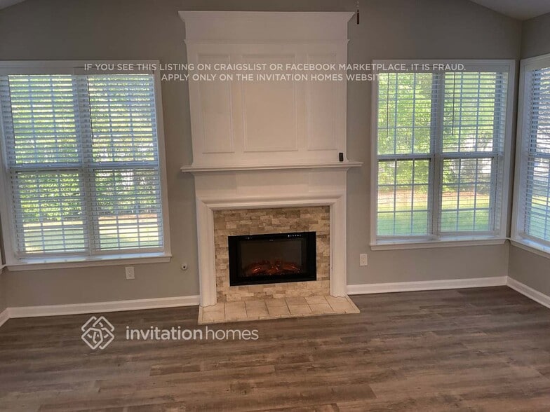 Building Photo - 313 Don Pierre Way