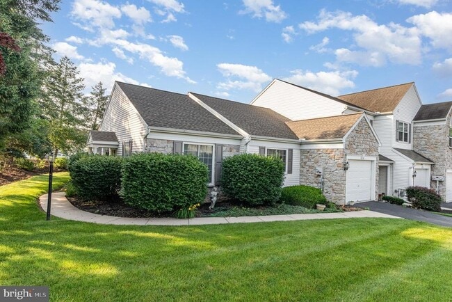 Building Photo - 660 Springhouse Ln