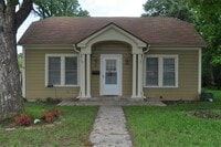 Building Photo - 701 Clinton St