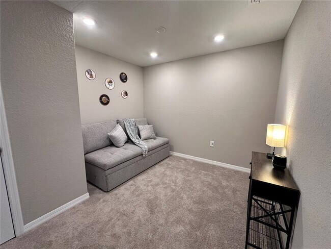 Building Photo - 420 Huckleberry Blossom Dr