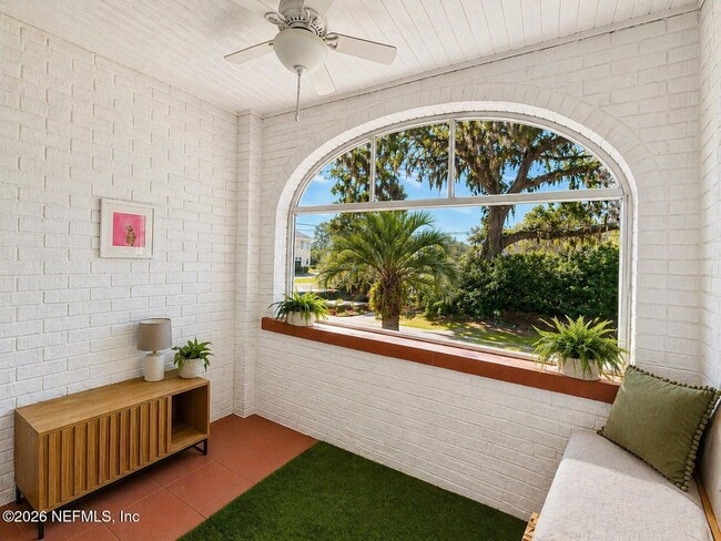 Building Photo - 1765 Canterbury St