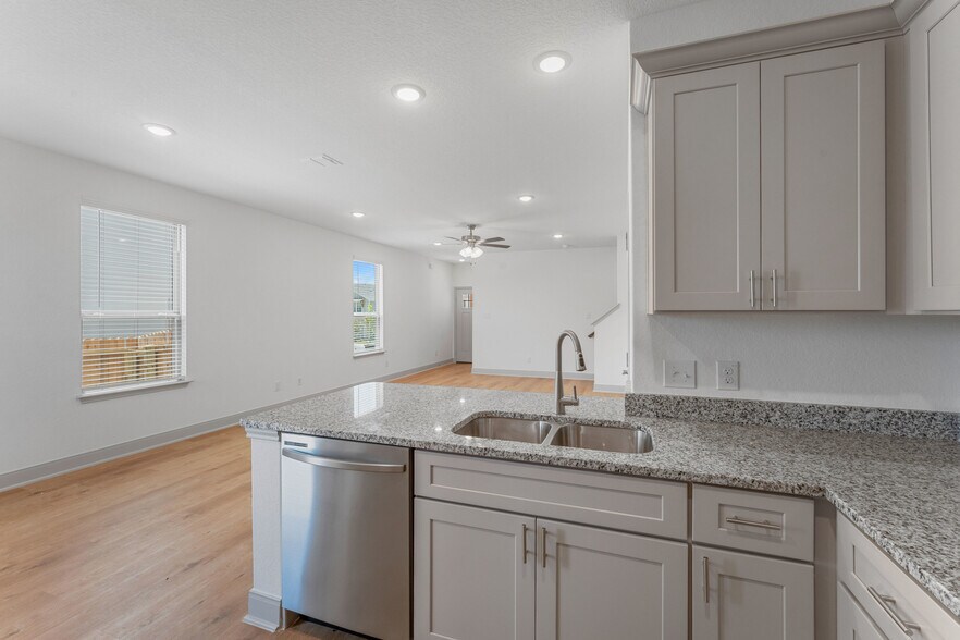 Building Photo - 7536 Briarwood Pass