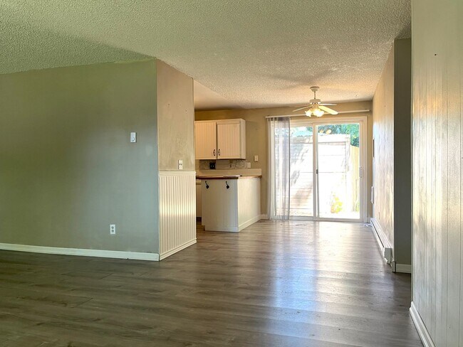 Building Photo - CLM1529 (HOLD FUNDS - leak repair)