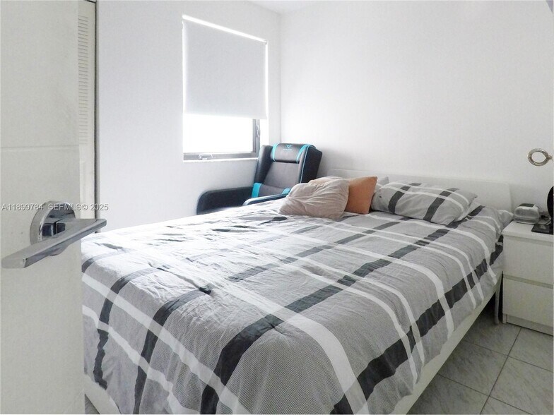 Building Photo - 19823 SW 123rd Pl