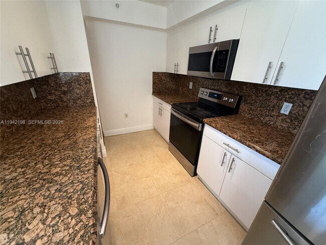 Building Photo - 15460 SW 284th St