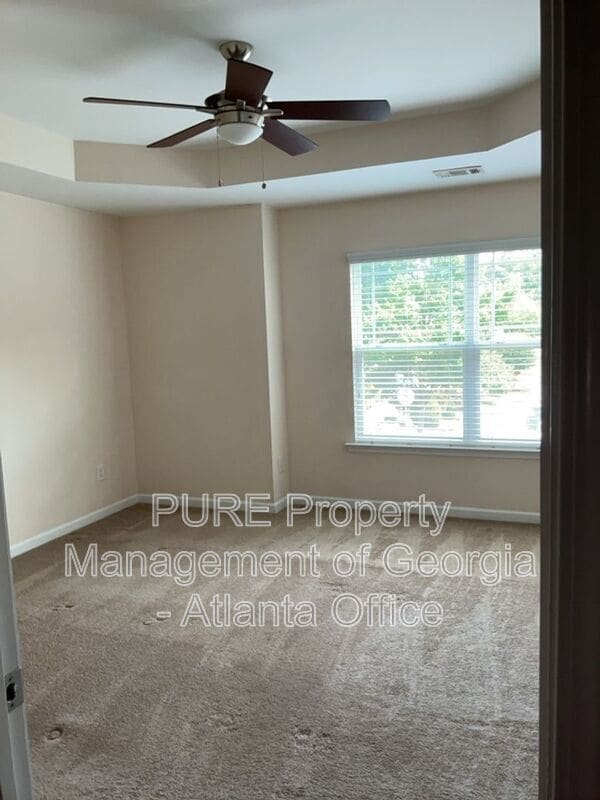 Building Photo - 278 Parc View Ln