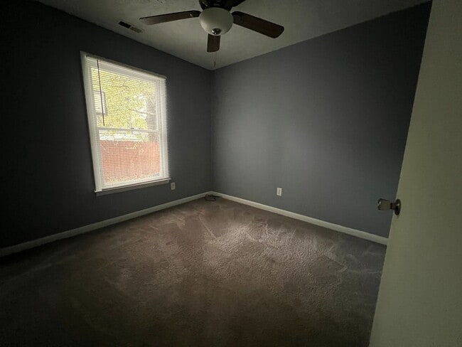 Building Photo - RENTAL HOME 3BD/2BTH