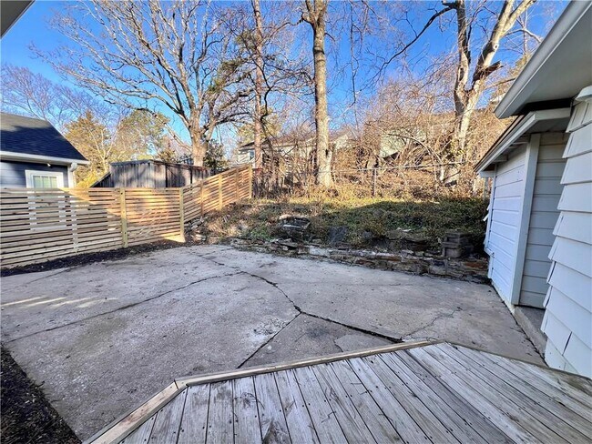 Building Photo - 436 E Prospect St