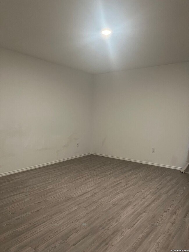 Building Photo - Move In Ready 3 Bedroom Lennar Home with 2 Car Garage in West San Antonio