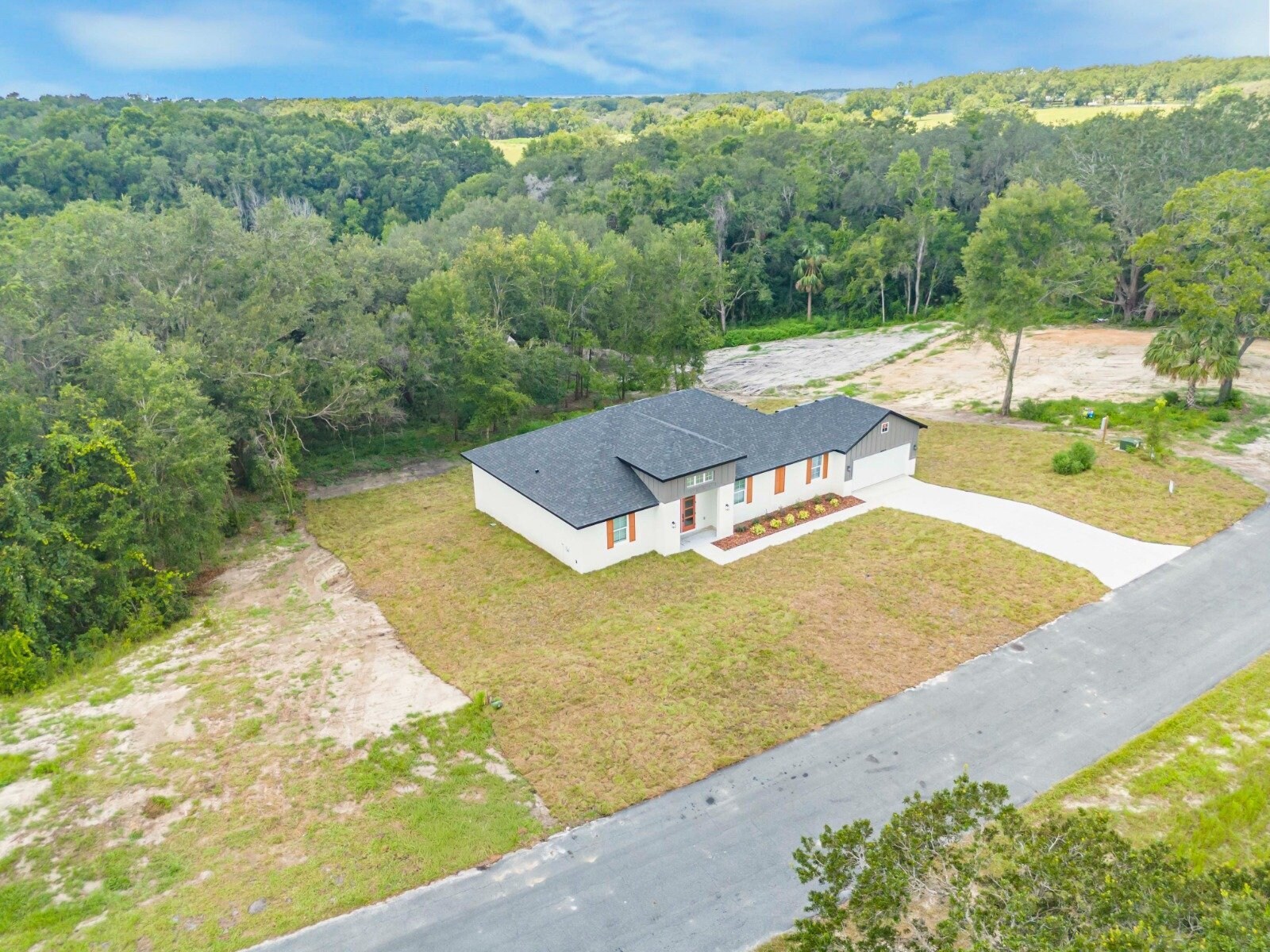 Building Photo - 36473 Piney Ridge Blvd