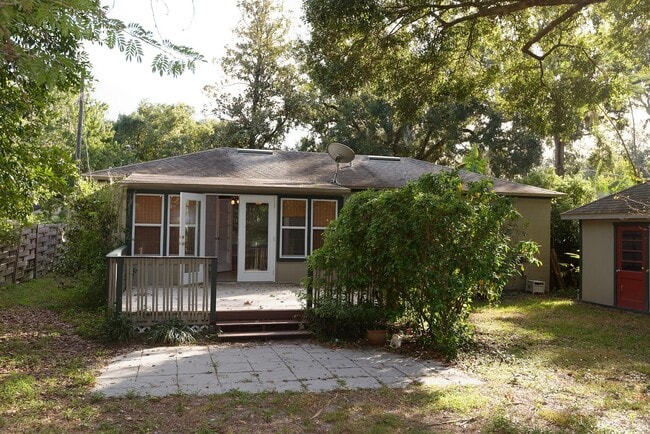 Building Photo - 2109 Forest Cir