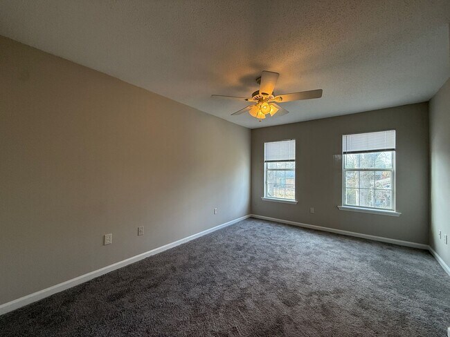 Building Photo - 2BR/1.5 BATH Townhome in Augusta/Martinez - water & trash included